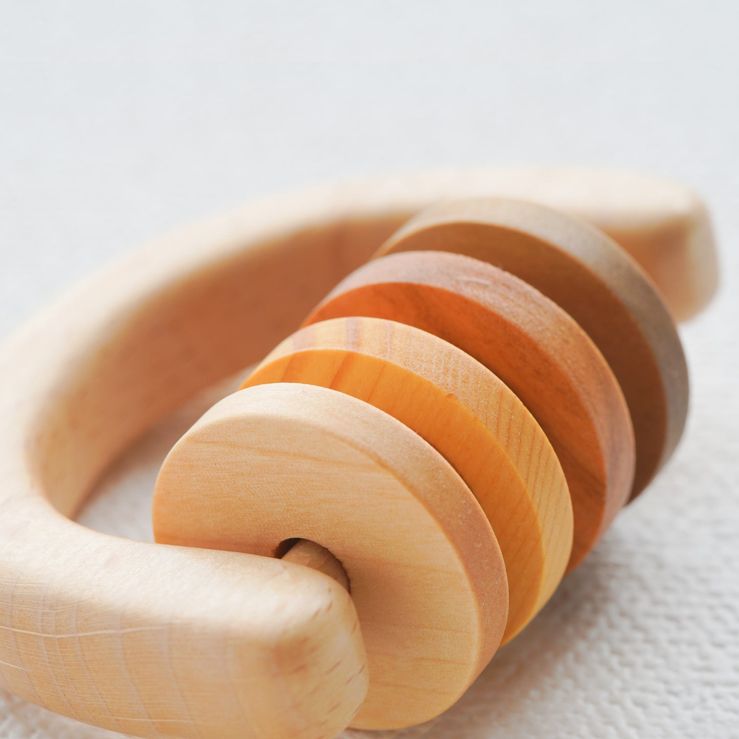 ガチャガチャ遊び