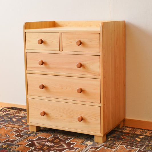 A chest that can hold a lot of clothes