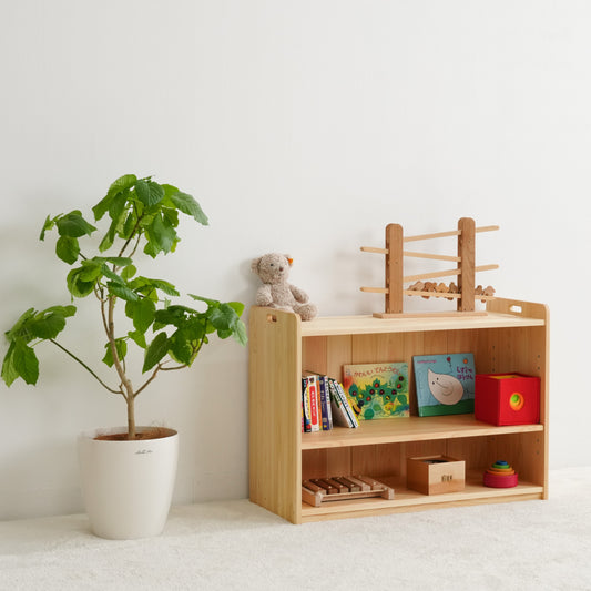 Toy shelf with handles