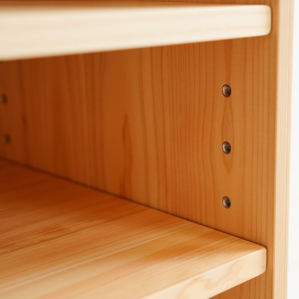 Toy shelf with handles
