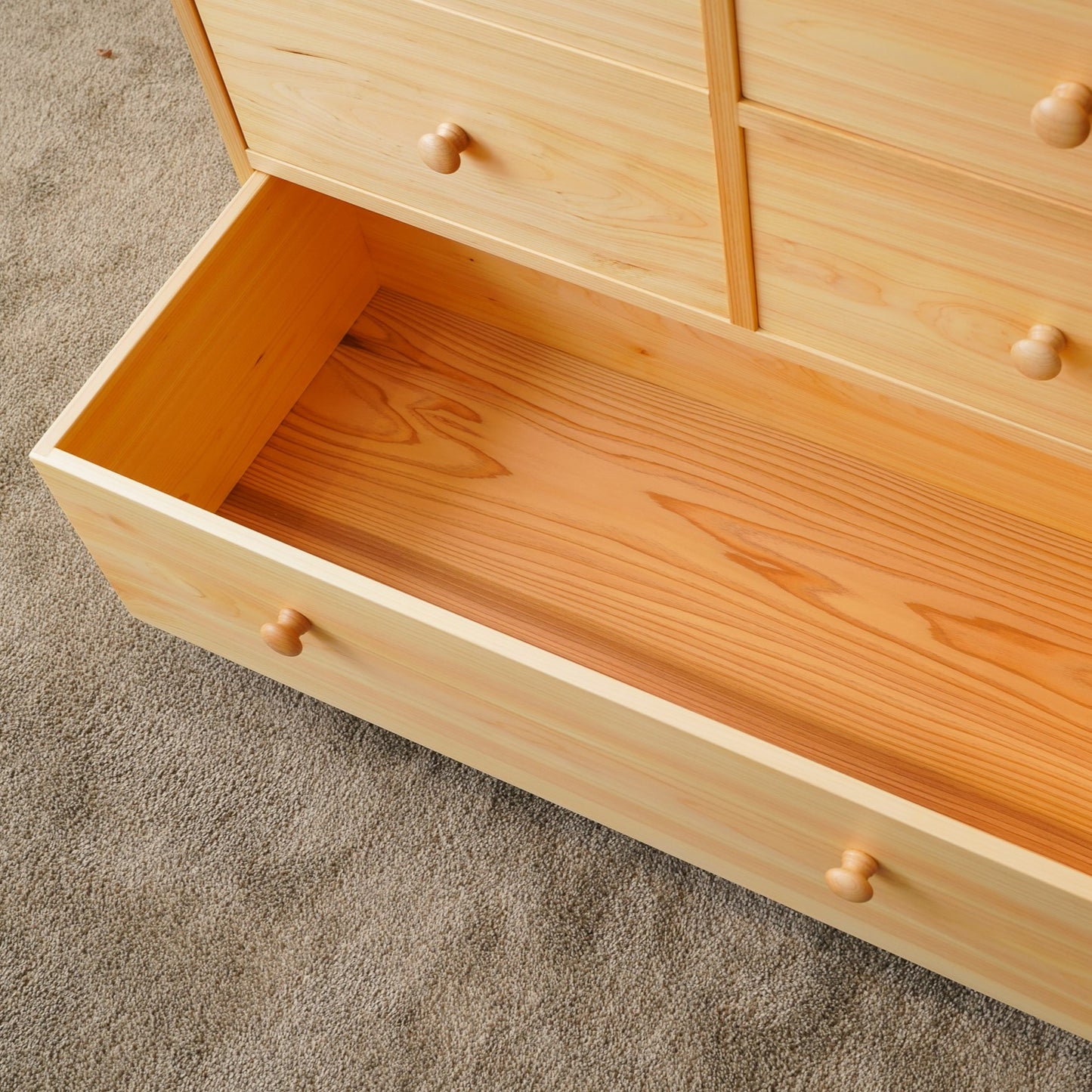 Hinoki chest