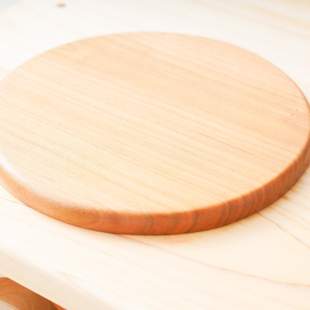 Sitting play table