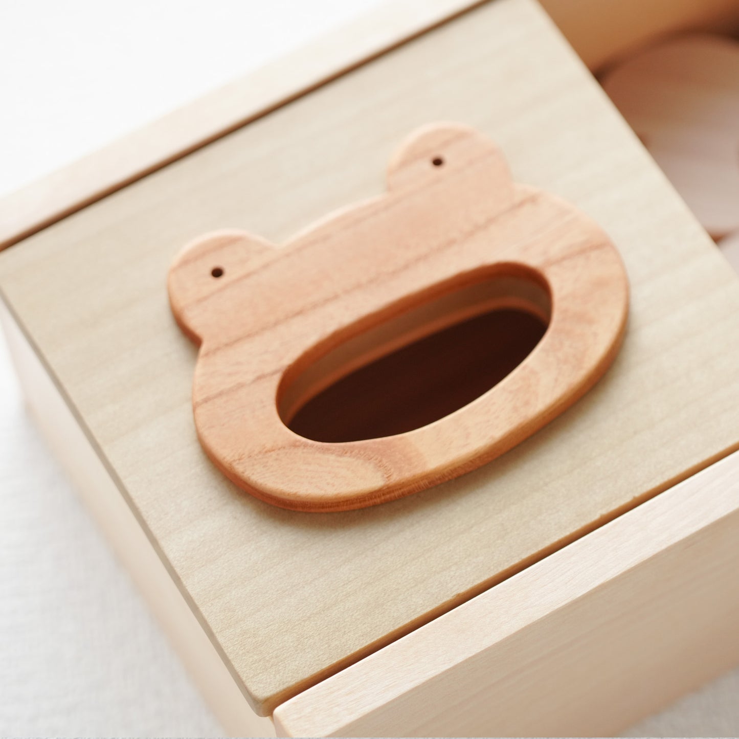 Mogumogu Box