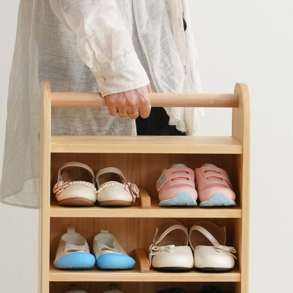 Portable shoe rack