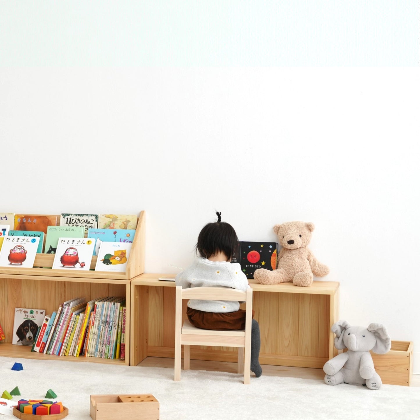 Morimori Toys and Picture Book Shelf Series