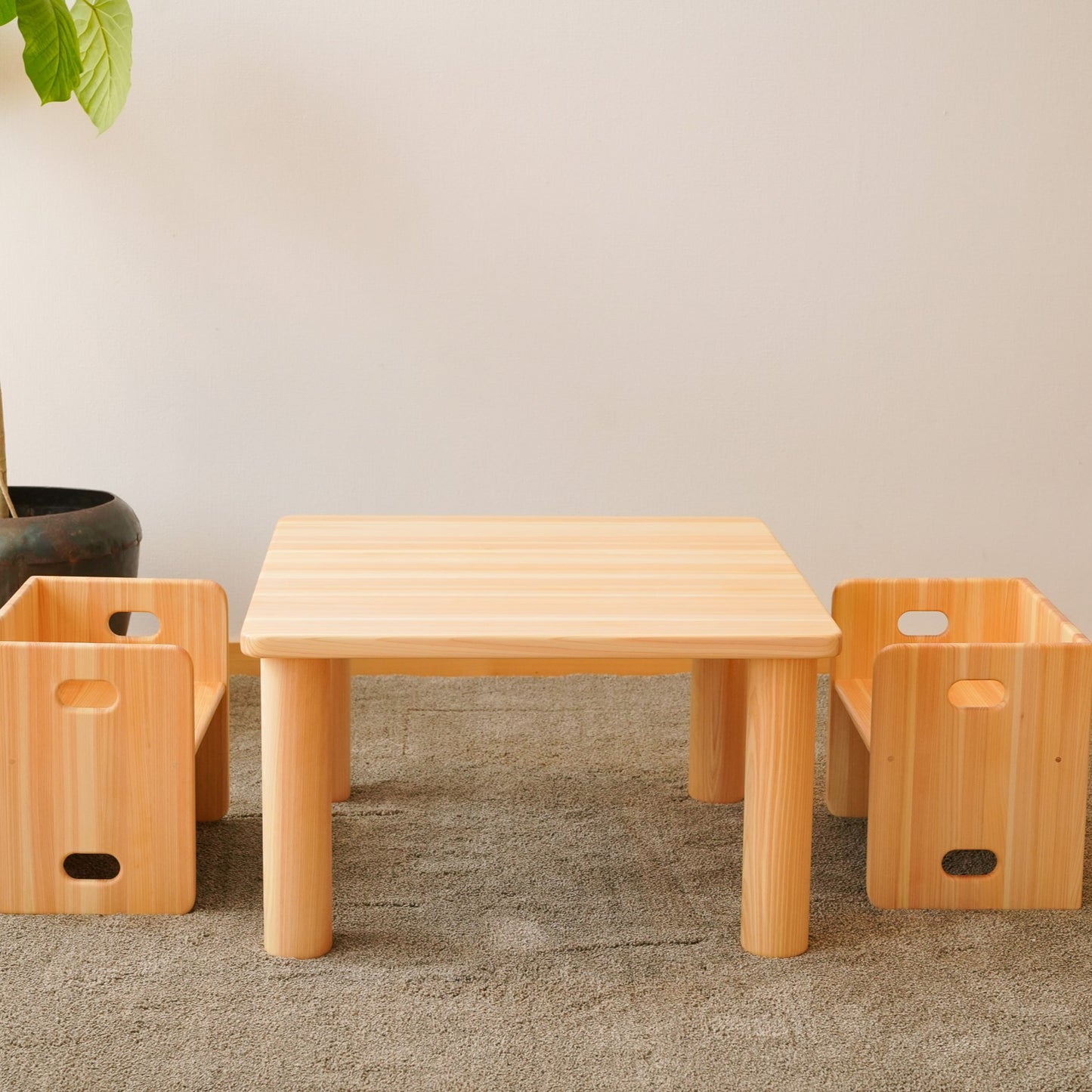 Square corner table