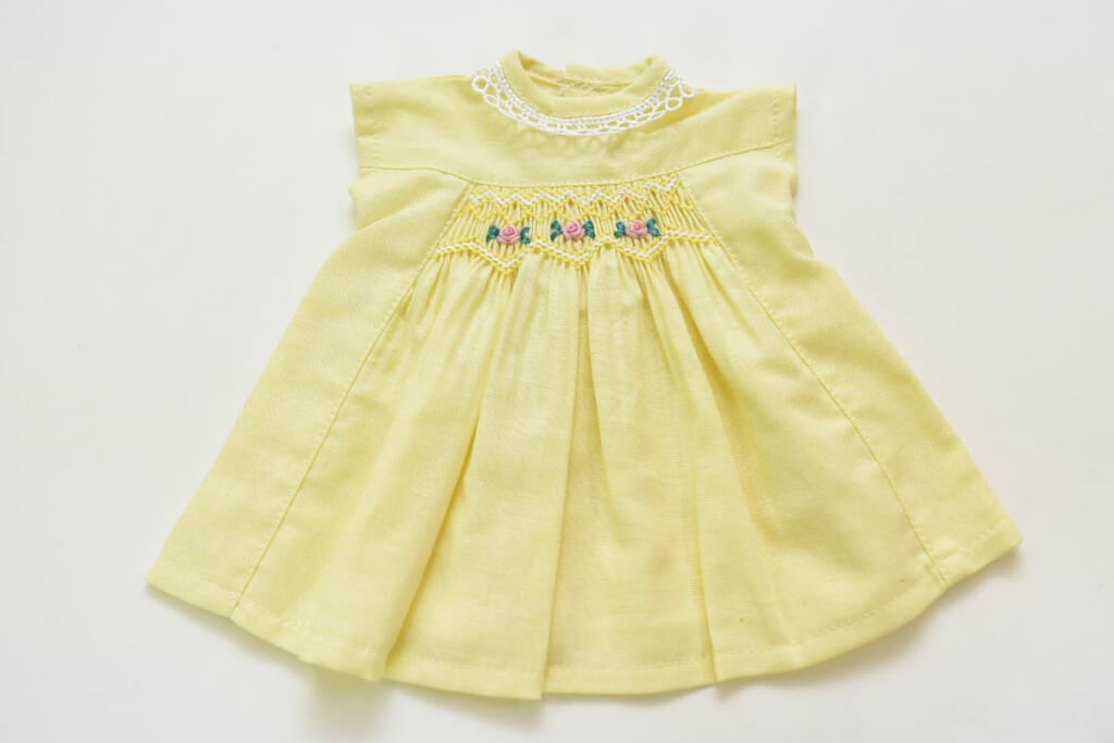 Doll clothes (handmade smocking embroidered dress)