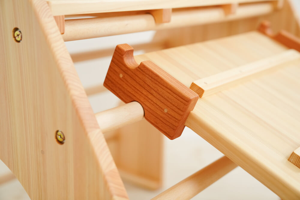 Wooden indoor playground equipment: climbing platform + slide