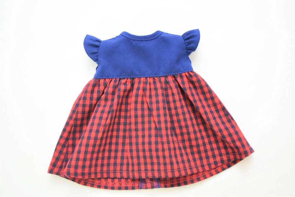 Change of clothes for dolls (One-piece check series)