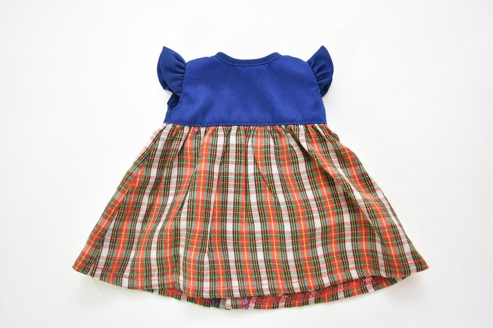 Change of clothes for dolls (One-piece check series)