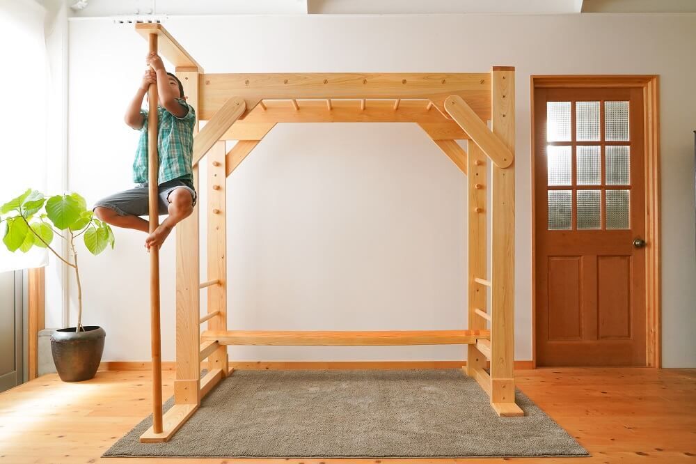 Indoor monkey bars