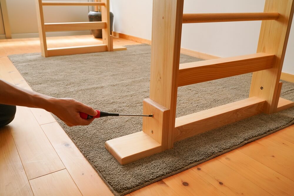 Indoor monkey bars