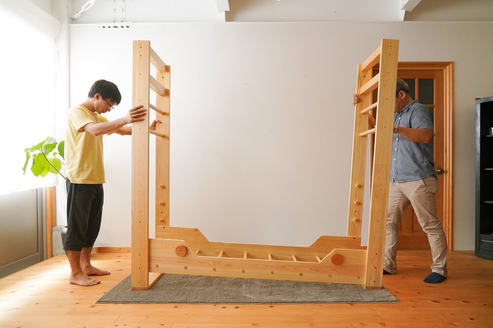 Indoor monkey bars