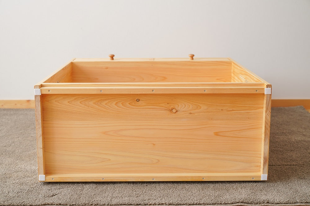 Movable shelf with 3 toy boxes