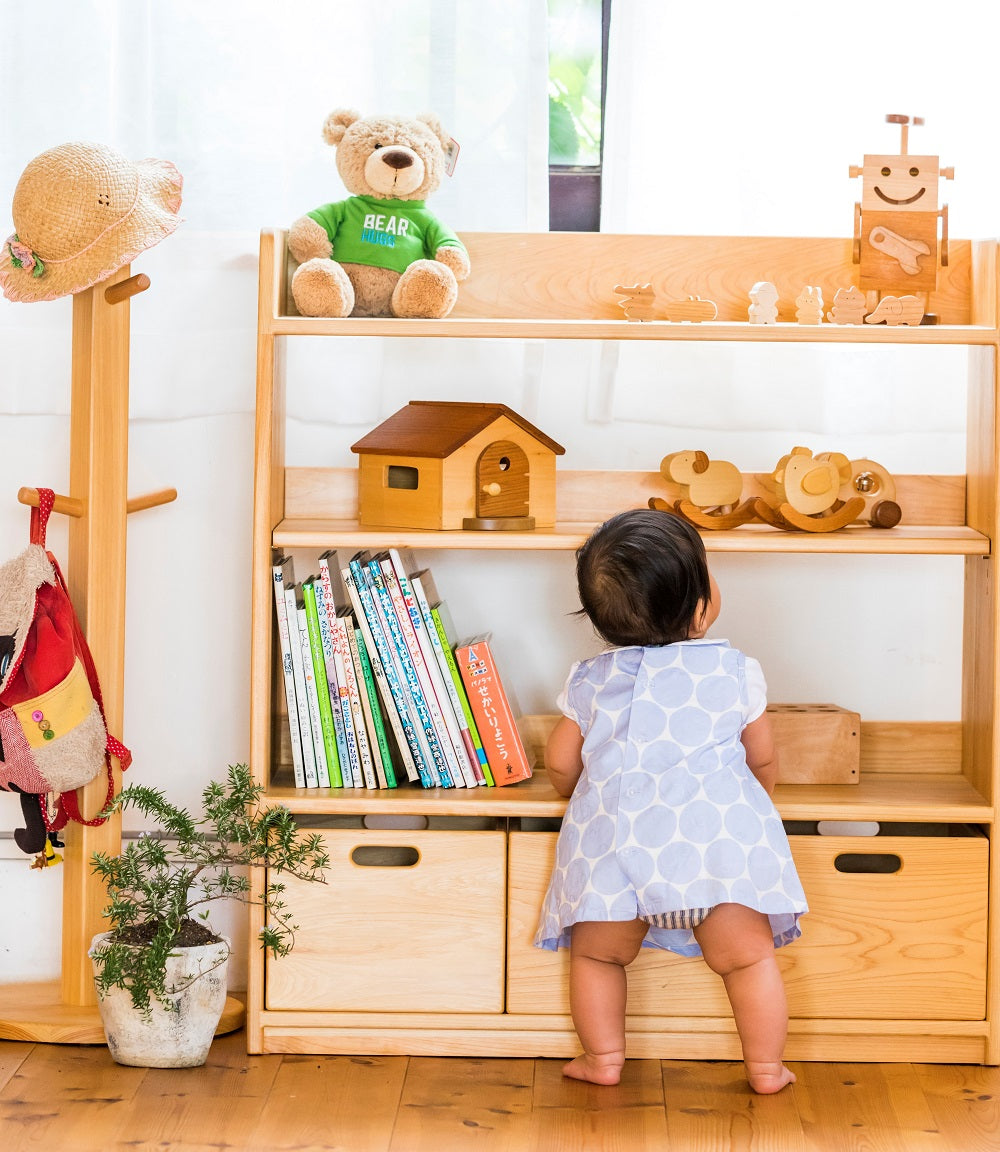 Movable shelf with 3 toy boxes