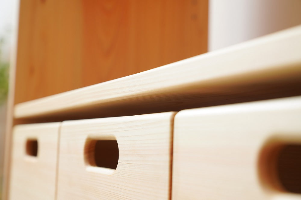 Movable shelf with 3 toy boxes
