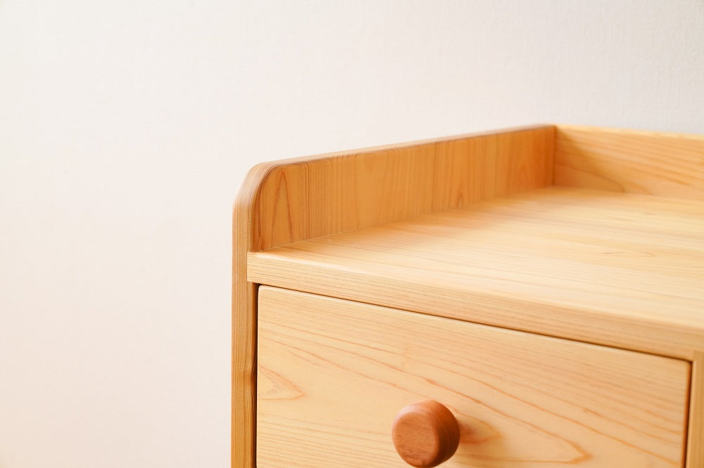 A chest that can hold a lot of clothes