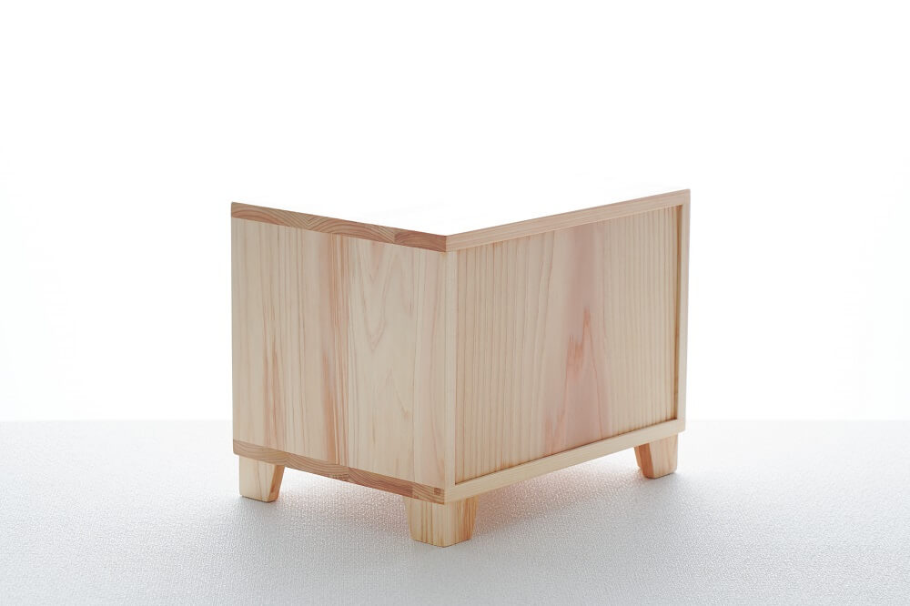 Mini chest