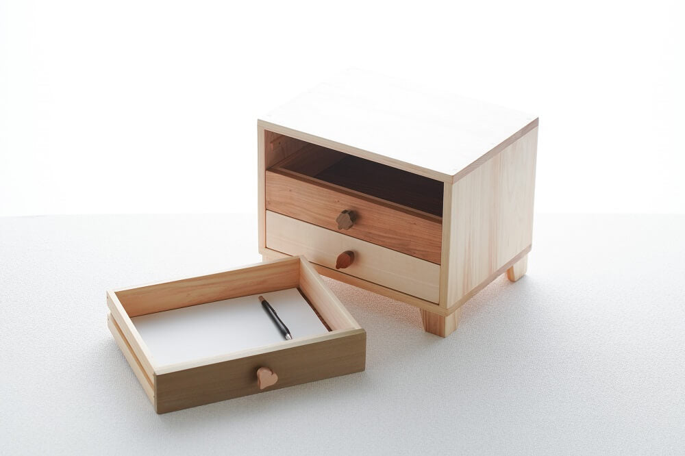 Mini chest