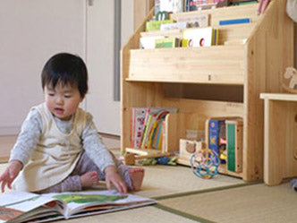 Picture book stand