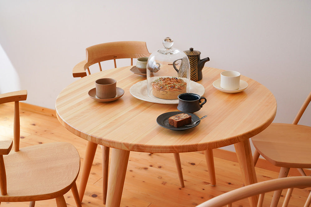 Round Dining Table