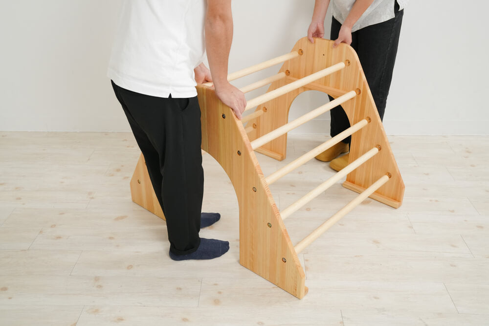 Wooden indoor playground equipment: climbing platform + slide