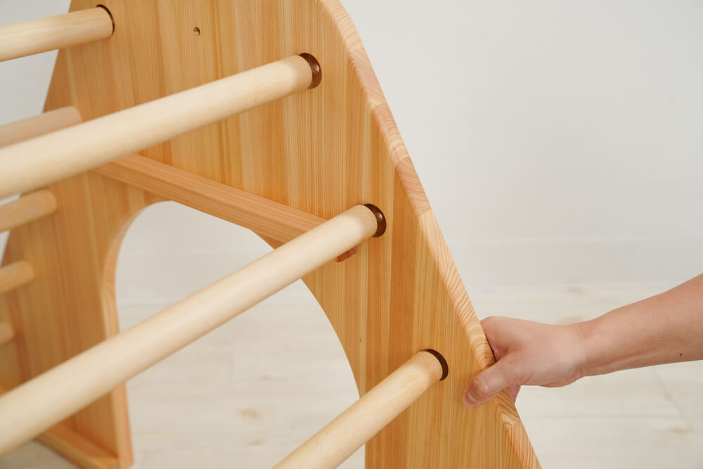 Wooden indoor playground equipment: climbing platform + slide