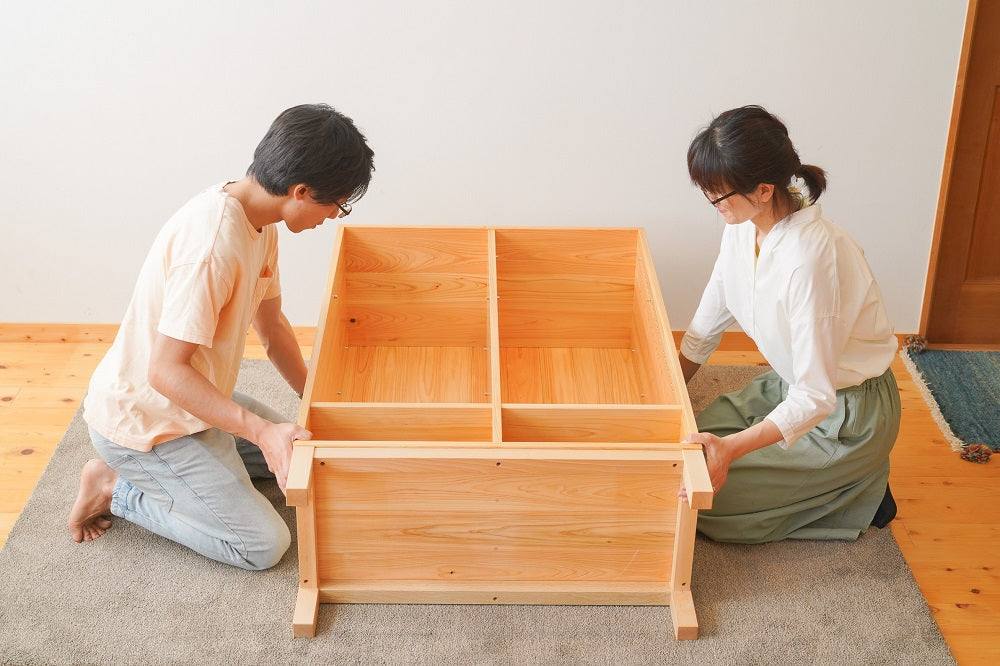 Clothes and backpack storage shelf