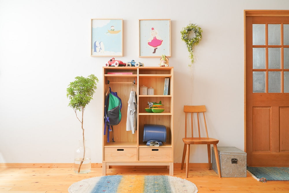 Clothes and backpack storage shelf