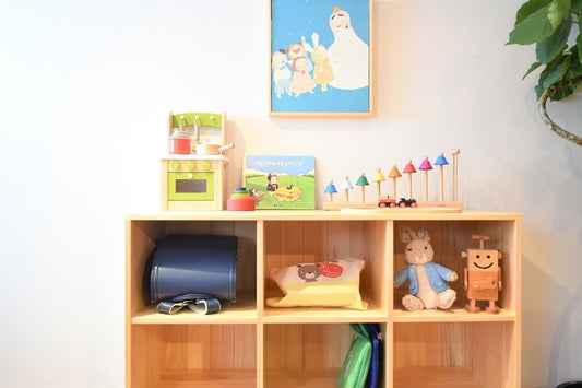 3 rows x 3 levels of storage lockers