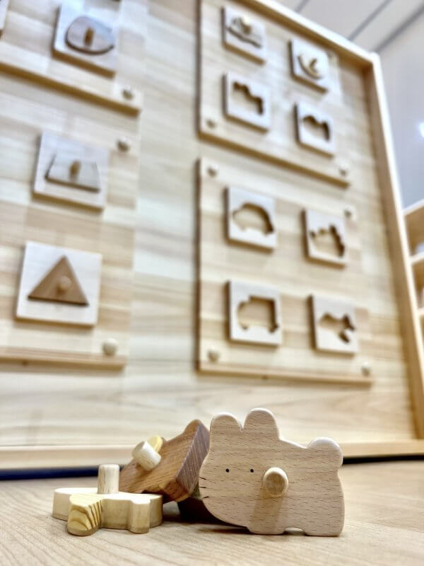 大阪府　あいびすきっず北田辺保育園　オーダー保育家具