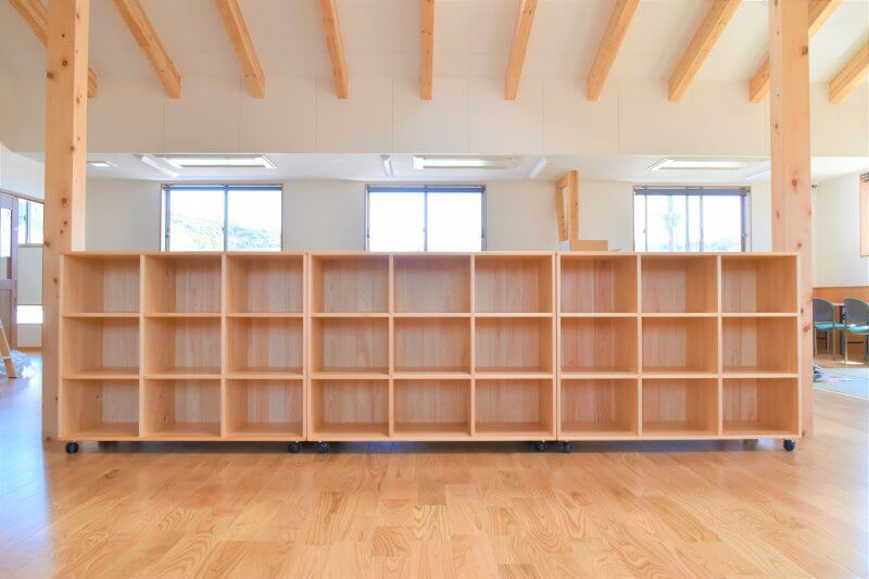 長崎県　東長崎おひさま学童クラブ　ランドセルロッカー・玩具棚