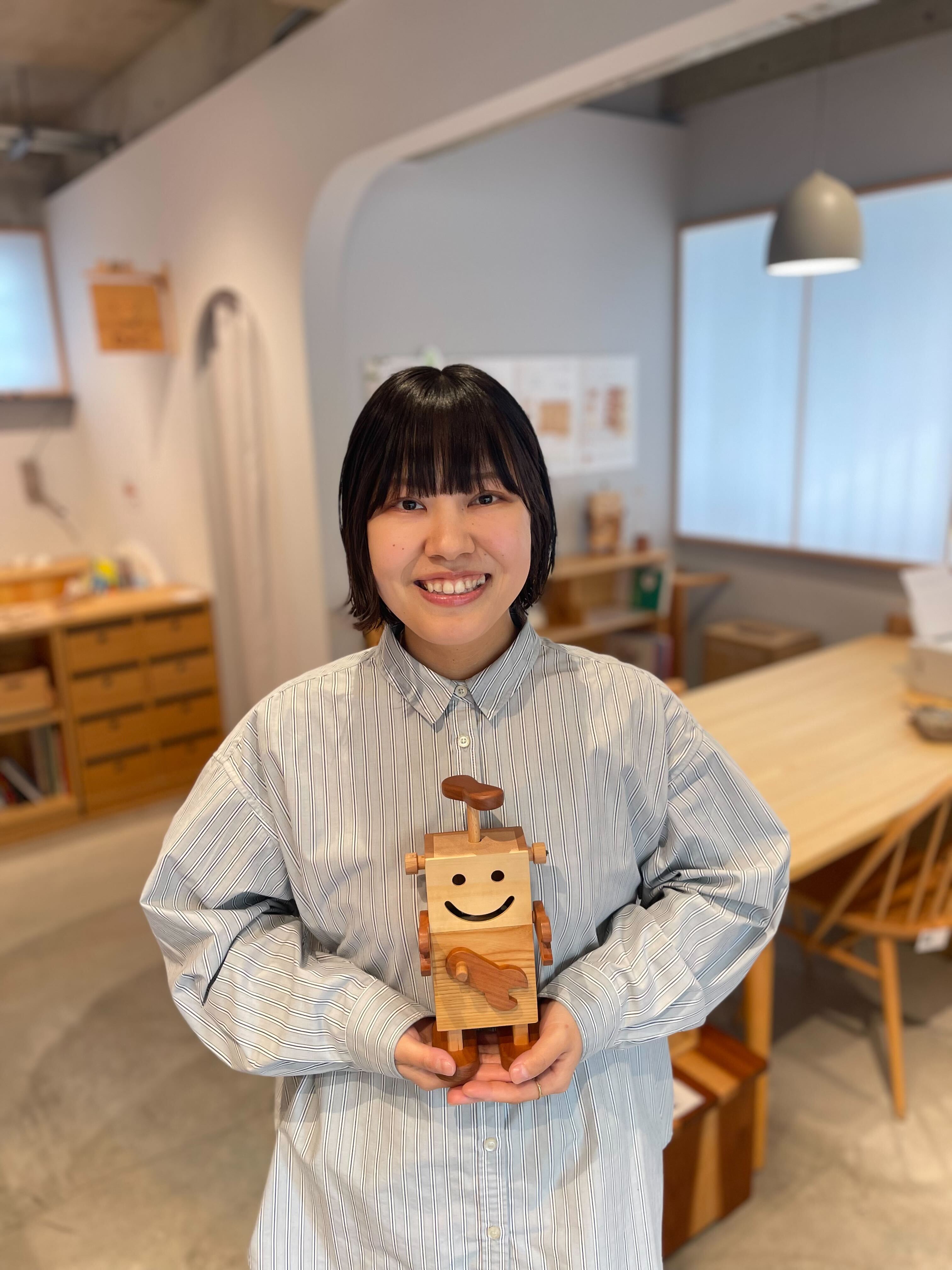 吉祥寺店 N.M　前職：子育て支援員