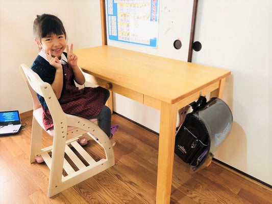 学習デスクのお届け