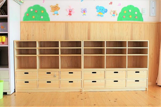 高知県　朝倉木の丸保育園　1歳児～5歳児 専用収納ロッカー