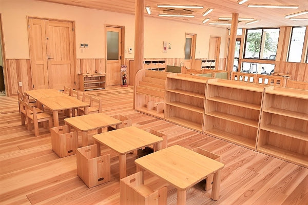 愛媛県　キッズパオ道後あおぞら園　おもちゃ棚/ロッカー