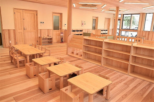 愛媛県　キッズパオ道後あおぞら園　おもちゃ棚/ロッカー