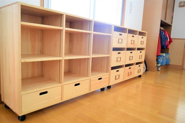 兵庫県　	村雨こども園　整理棚