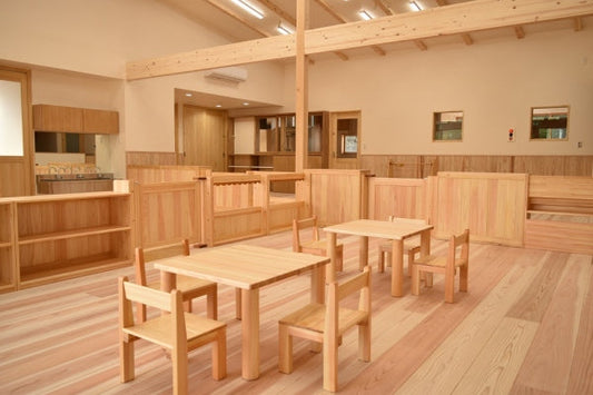 香川県　ピッコロ保育園　仕切り家具