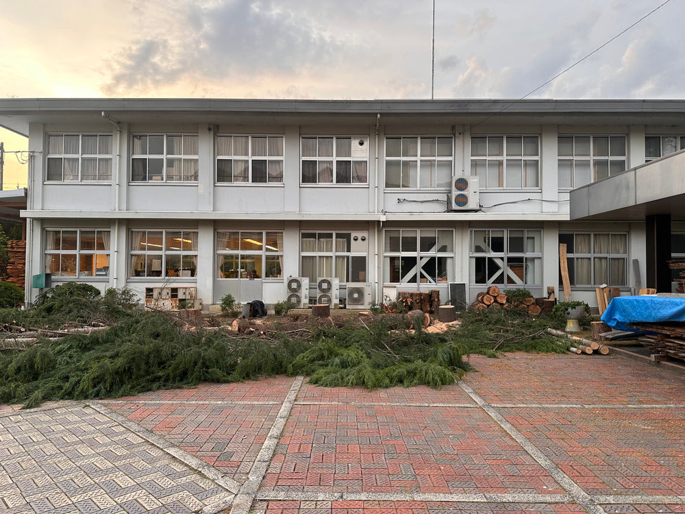 学校改装中