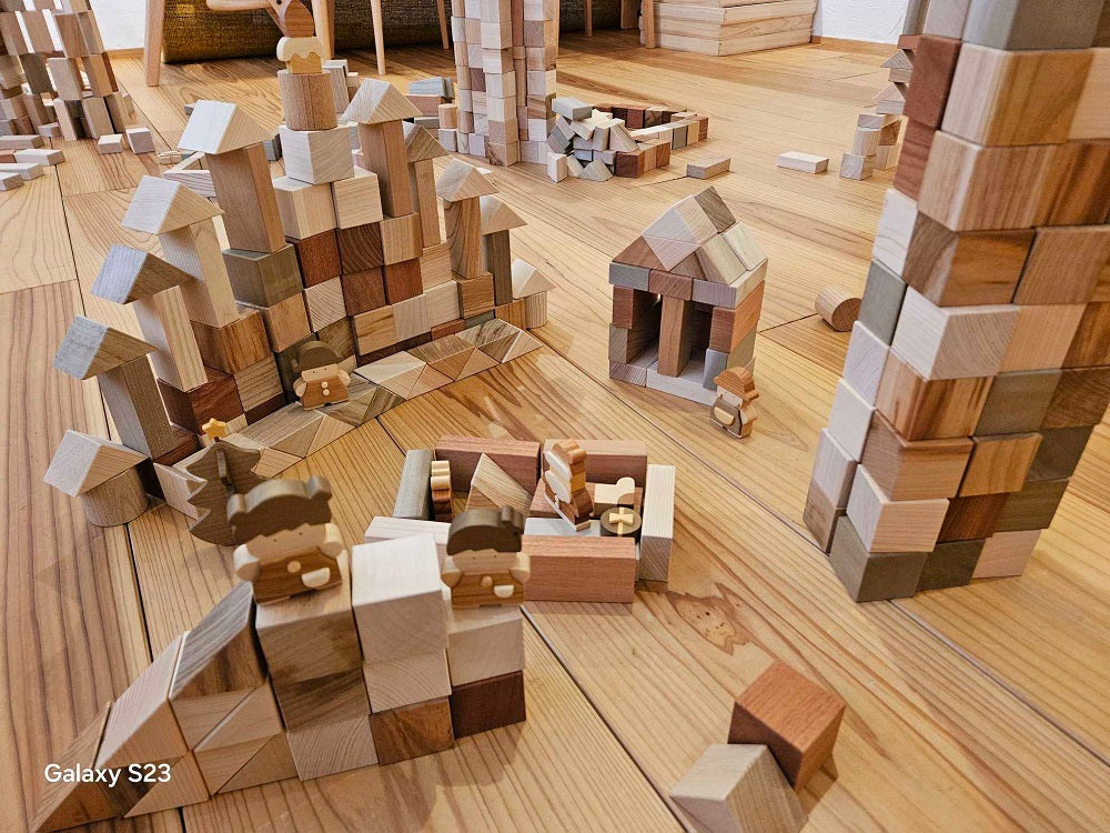 【神戸店】そだちの積み木であそぼう｜親子で楽しむ木育体験