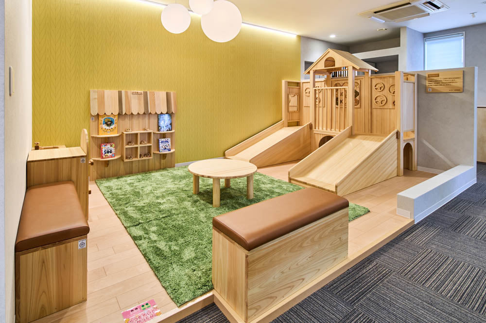 なかよしライブラリー　キッズスペース　木製室内遊具　タマホーム