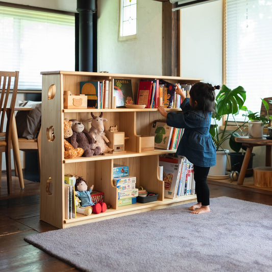 Me and my bookshelf 