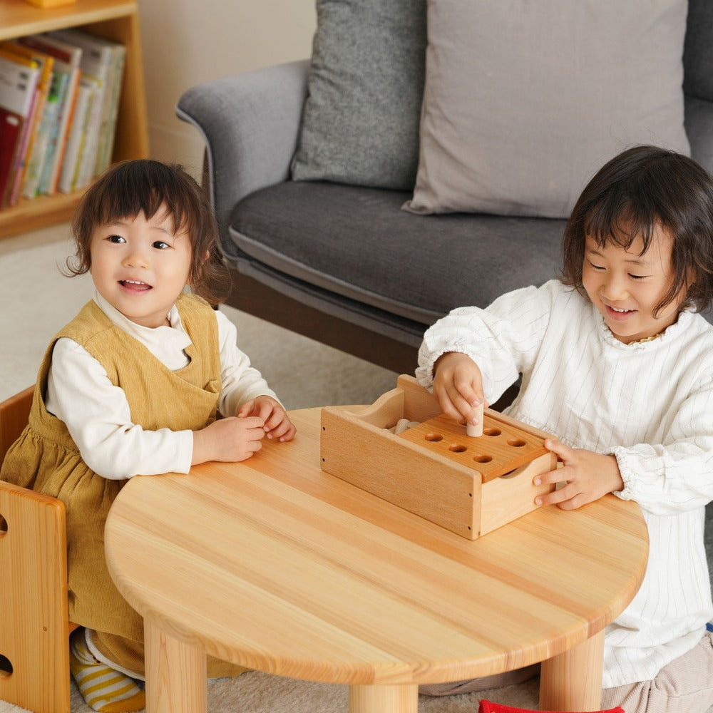 なかよしライブラリー 丸テーブル