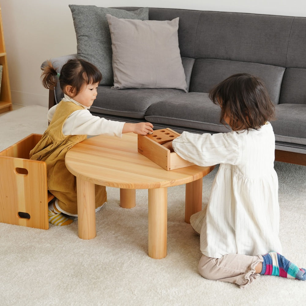 なかよしライブラリー 丸テーブル