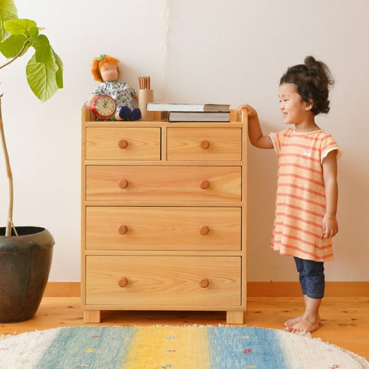 着替えのたくさん入るチェスト