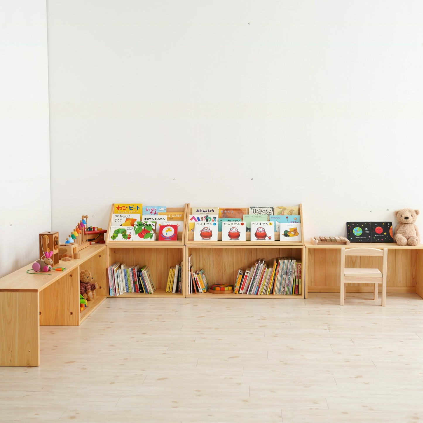 Morimori Toys and Picture Book Shelf Series 