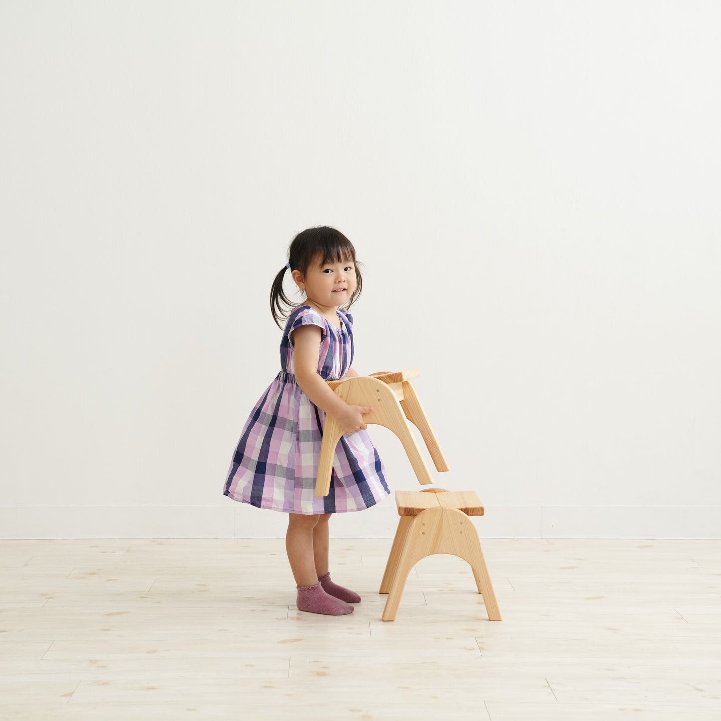 Preparation stool 