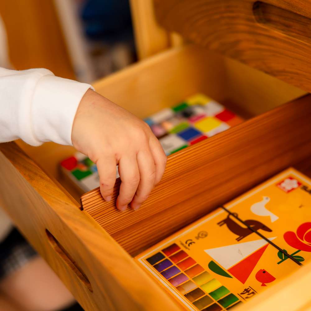 なかよしライブラリー ランドセルラック　引き出しの仕切り