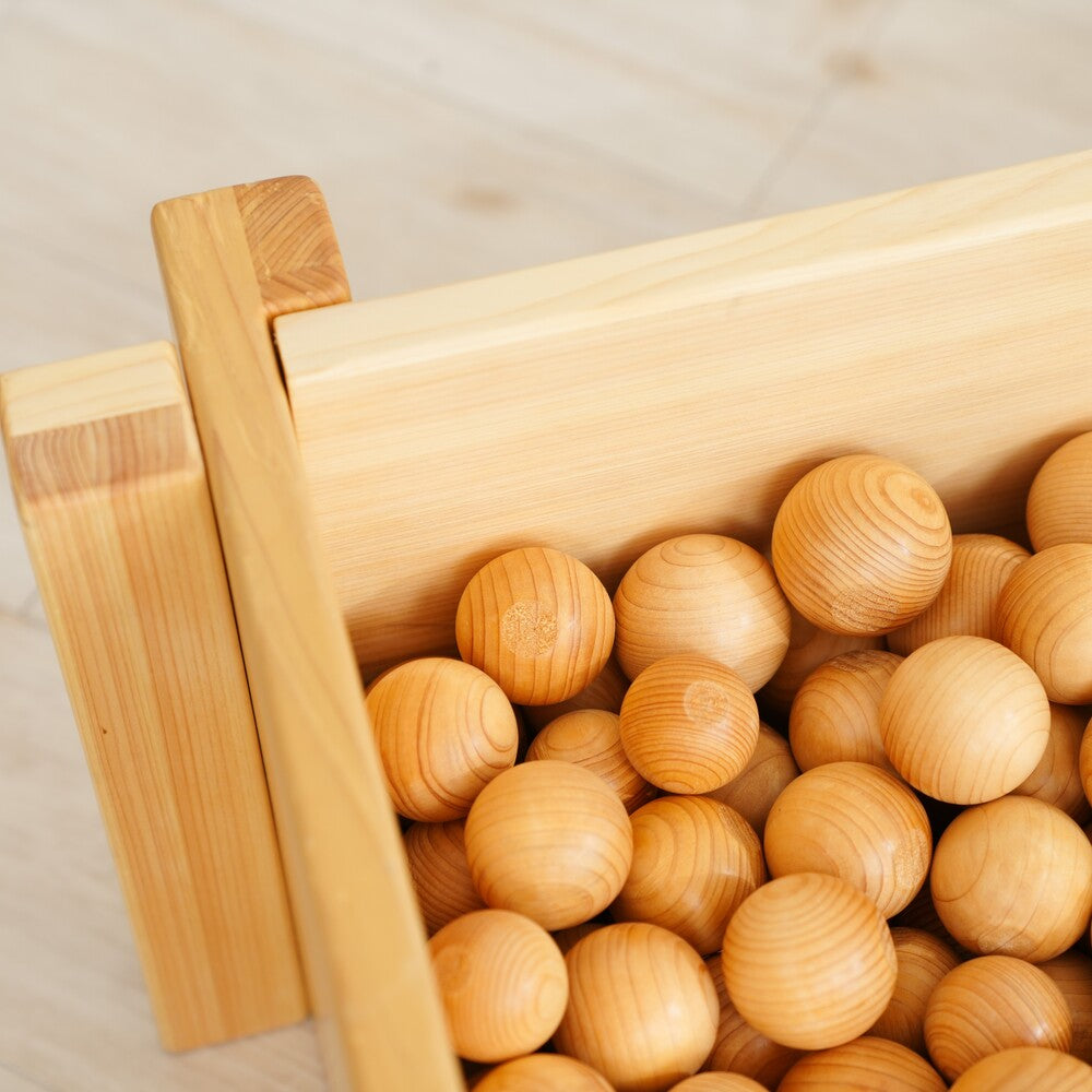 Wooden ball pool 